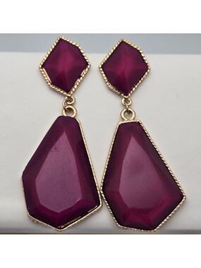 ✨2/$10✨ Purple Plum Crystal Gold Tone Dangle Earrings 2.5" Statement Glam